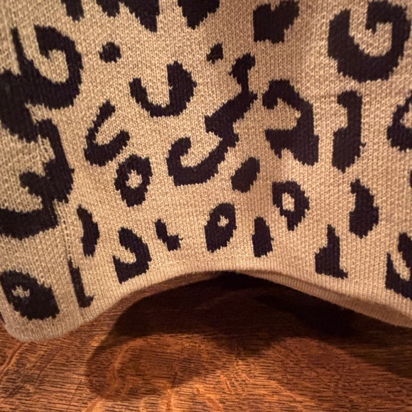 NWT” WOW!!!- KASPER ANIMAL PRINT SWEATER COAT- BRAND NEE!! - Picture 7 of 13